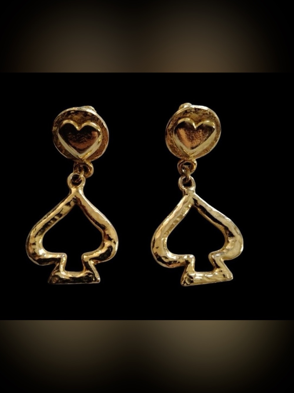 Vintage Spade Earrings 🖤♠️